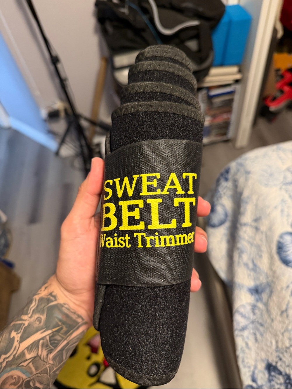 Sweat Belt Waist Trimmer - Black with Yellow Logo